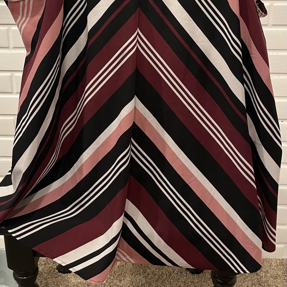 Lane Bryant Multicolor Patterned Blouse - Picture 2 of 5